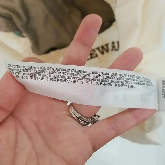 {Disney} Star Wars Baby Yoda The Child Wanted Reward Tshirt - Picture 10 of 10